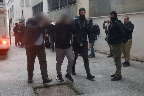 ΟΠΕΚΕΠΕ: Ελεύθεροι οι πρώτοι 7 συλληφθέντες από την Κρήτη