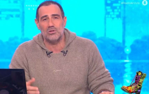 Οι «Ράδιο Αρβύλα» επέστρεψαν με «Blue Monday» - Οι ευχές του Κανάκη για το 2026 (Βίντεο)