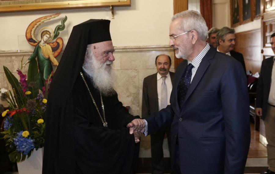 Επίσκεψη Σαρμά στον Ιερώνυμο και για τα «χρόνια πολλά»