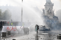 Ανάλυση CNN: Οι ταραχές στη Γαλλία αποτελούν σύμπτωμα μιας πολύ ευρύτερης κοινωνικής και πολιτικής κρίσης