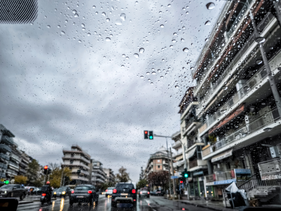Κακοκαιρία Bora: Έρχεται «λαίλαπα καταιγίδας» στην Αττική, τι ώρα θα χτυπήσει