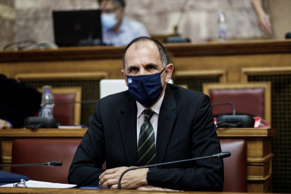 Γεραπετρίτης: Τα μέτρα για το ρεύμα θα αφορούν όλους τους παρόχους, όχι μόνο τη ΔΕΗ