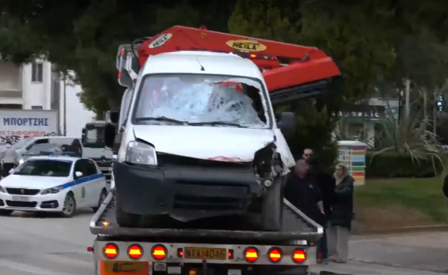 Τροχαίο στο Νέο Ψυχικό: Η 88χρονη οδηγός νοσηλεύεται φρουρούμενη - Η «τρελή» πορεία