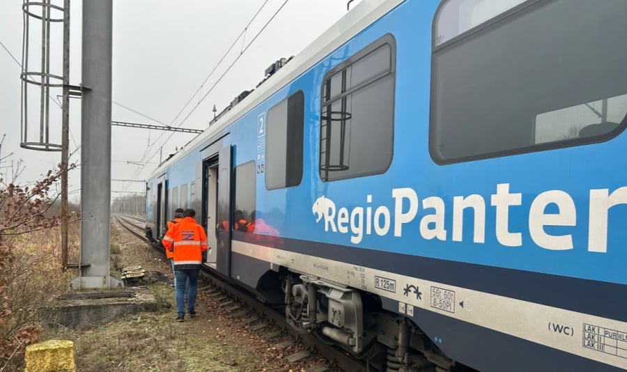 Σύγκρουση τρένων στην Τσεχία, τουλάχιστον 42 τραυματίες (Εικόνες και βίντεο)