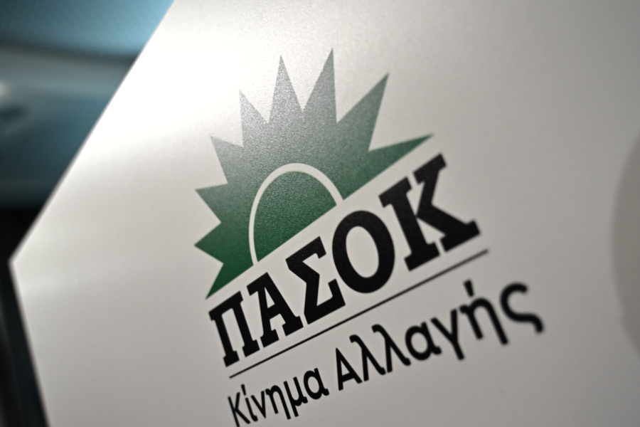 ΠΑΣΟΚ κατά Μητσοτάκη για την επιλογή Τσάφου