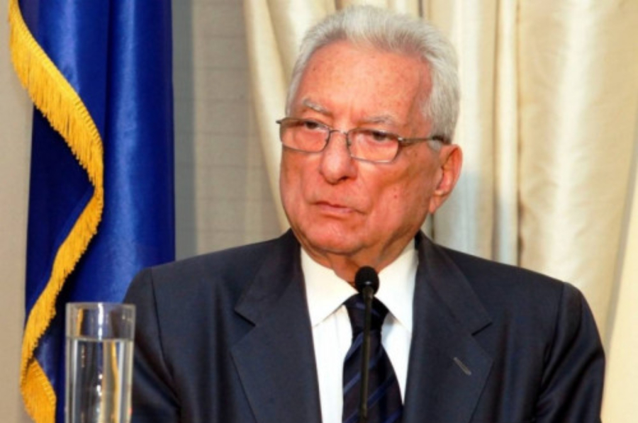 Δένδιας για Μολυβιάτη: «Υπηρέτησε με προσήλωση και ζήλο τα εθνικά συμφέροντα»