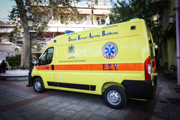 Θεσσαλονίκη: Υπάλληλος καθαριότητας έπεσε από απορριμματοφόρο - Νοσηλεύεται στο «Παπανικολάου»