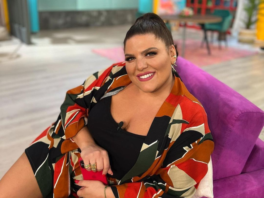 Δανάη Μπάρκα: «Δεν έχει ανακαλυφθεί ακόμα μονάδα μέτρησης αγάπης γι’ αυτό που νιώθω για αυτόν»