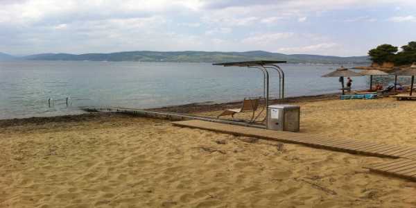 ΥΠΕΣ: Υποχρεωμένοι οι ΟΤΑ για την ελεύθερη πρόσβαση ΑμεΑ