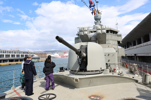 Αντιπλοίαρχος επί τιμή