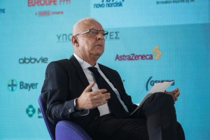 Τζανάκης: Προβληματισμός για το «κοκτέιλ» γρίπης, κορονοϊού και RSV - «Θα βρουν το ανοσοποιητικό μας ανεκπαίδευτο»