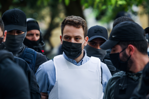 Μπάμπης Αναγνωστόπουλος: Τον έπιασαν στα πράσα με κινητό στην φυλακή