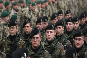 Γερμανία: Γιατί η υπουργός Άμυνας ματαίωσε την επίσκεψή της στις ΗΠΑ;