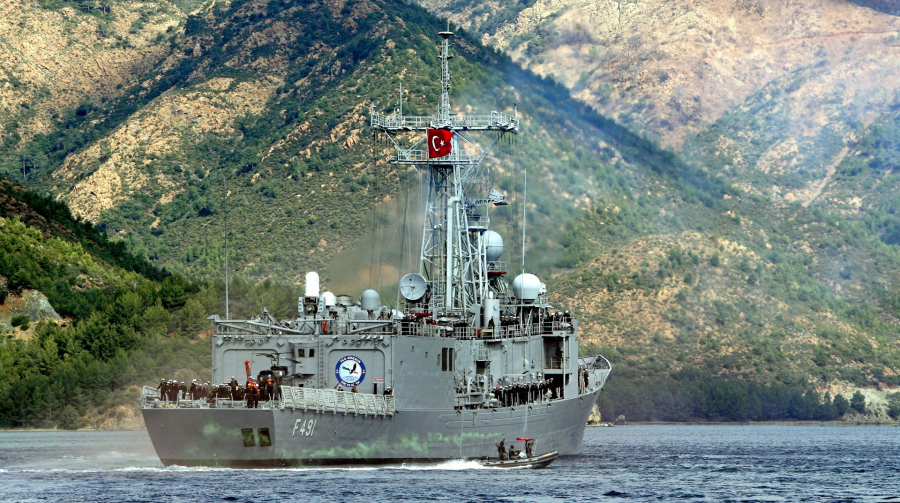 Η Λιβύη συμμετέχει για πρώτη φορά σε αποβατική άσκηση της Τουρκίας στη Μεσόγειο, έστειλε πολεμικό πλοίο