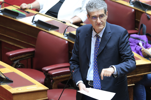 Γιαννούλης: Απαιτούνται ψυχραιμία, χαμηλοί τόνοι και υπευθυνότητα