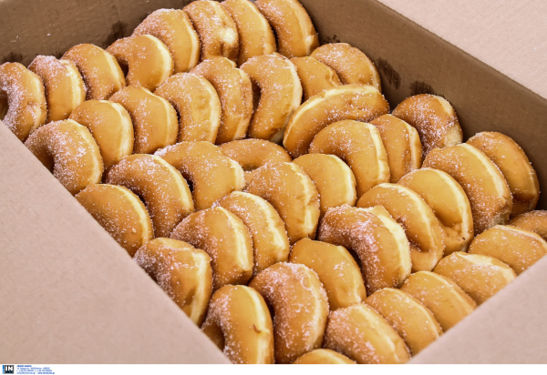 Έπιασαν τη «μαφία του λουκουμά» στη Χαλκιδική, εκβίαζε beach bar και αλλοδαπούς πωλητές