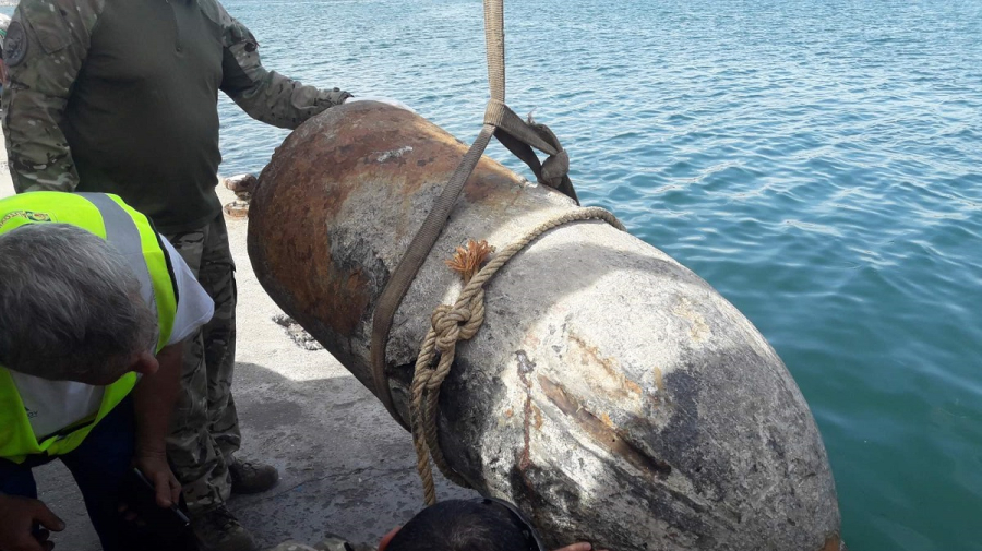 Πάτρα: Ψάρεψαν νάρκη 250 κιλών στον Πατραϊκό