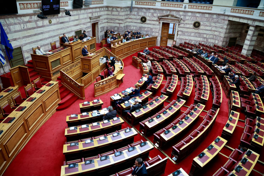 ΝΔ, ΠΑΣΟΚ, Νίκη ψήφισαν επί της αρχής το νομοσχέδιο για τη διάδοση τρομοκρατικού περιεχομένου