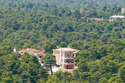 Με αυξημένα πρόστιμα νέα παράταση για τα αυθαίρετα