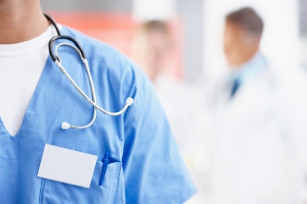 Το νομοσχέδιο οργάνωσης του χρόνου εργασίας των γιατρών έστειλε το υπ. Υγείας στην ΟΕΝΓΕ