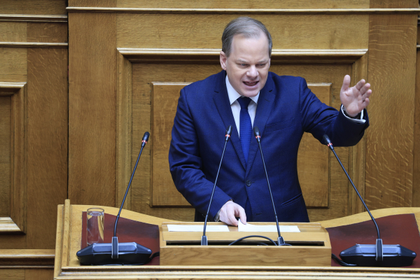 Τέμπη: Αναβάθμιση της κατηγορίας για Καραμανλή ζητά ο Παύλος Ασλανίδης