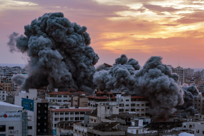 Πόλεμος στη Μέση Ανατολή: Ο βομβαρδισμός του νοσοκομείου «φτάνει» στη Χάγη