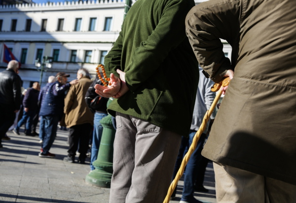 Συντάξεις Μαΐου: Πότε πληρώνονται