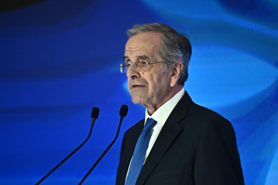 Σαμαράς στο «Βήμα της Κυριακής»: Αλαζόνες και πολιτικά θρασείς Μητσοτάκης και Γεραπετρίτης