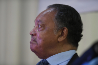 Πέθανε ο Τζέσε Τζάκσον, υπερασπιστής των ανθρωπίνων δικαιωμάτων και συνοδοιπόρος του Μάρτιν Λούθερ Κινγκ