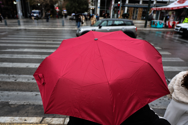 Ο καιρός σήμερα: Άστατος, με πτώση της θερμοκρασίας - Πού θα βρέξει