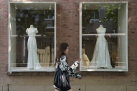 Κίνα: Καταναλωτικά κουπόνια για νεόνυμφους με στόχο την αύξηση των γάμων