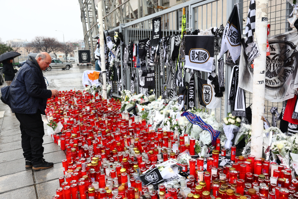 «Καλό ταξίδι στα «αετόπουλα»: Το μήνυμα του Συλλόγου Τεμπών για την τραγωδία με τους φιλάθλους του ΠΑΟΚ