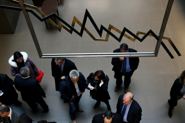 Handelsblatt: Η τουρκική κρίση επηρεάζει και την Ελλάδα