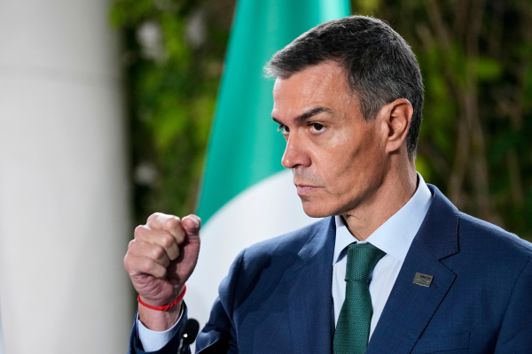 Σάντσεθ: «Αρκετά με την κλιμάκωση, όχι στον πόλεμο»