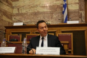 Στουρνάρας: Προέχει να προσδώσουμε κύρος στους θεσμούς
