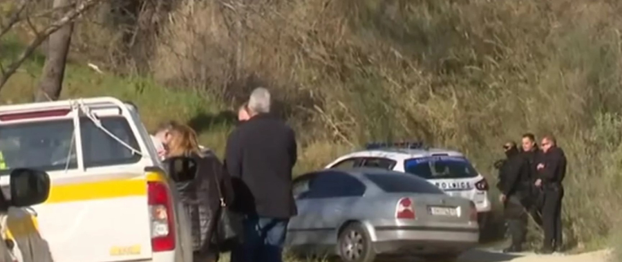 Κορινθία: Προσήχθη ο πατέρας της οικογένειας που ζει στο λαγούμι, θρίλερ με τα παιδιά