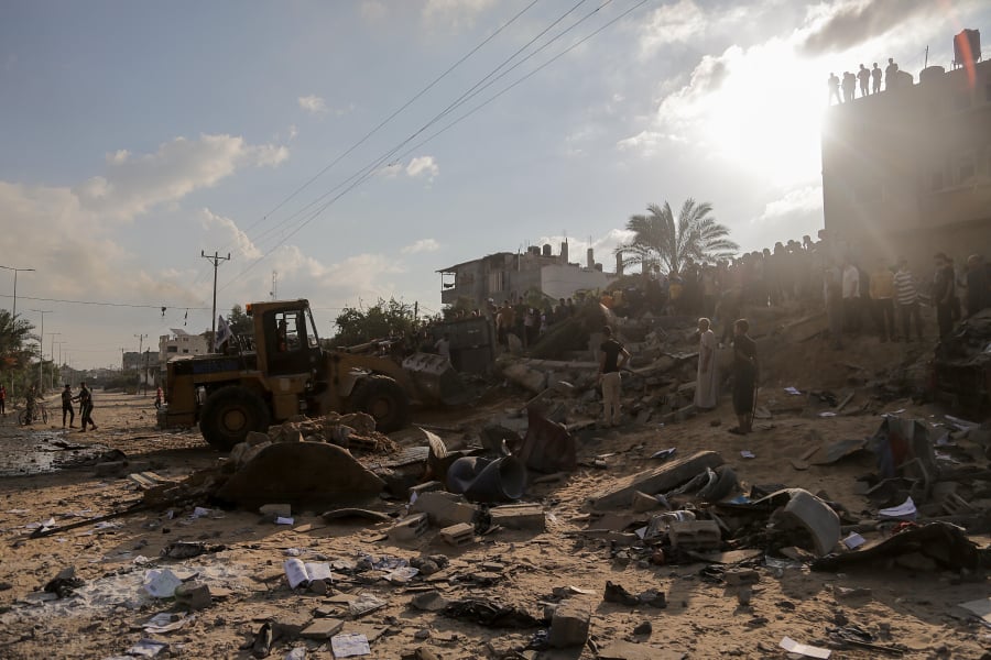 Τουλάχιστον 80 νεκροί μετά από επίθεση σε σχολείο στην Γάζα