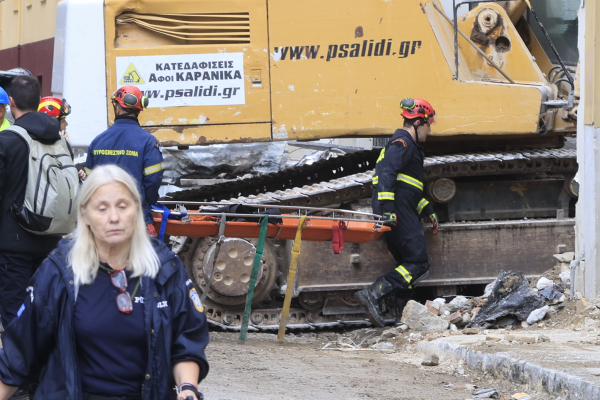 Έκρηξη στην Πλάκα: Εντοπίστηκε και δεύτερος νεκρός στα συντρίμμια του κτιρίου