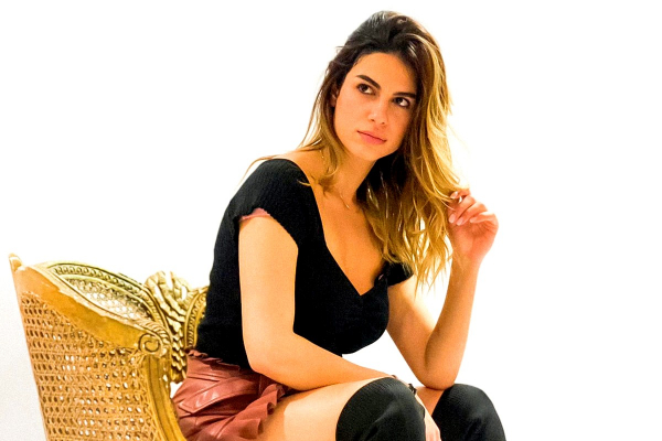 Στο νοσοκομείο με πνευμονία λόγω κορονοϊού η Χριστίνα Κεφαλά: Το μήνυμά της για το εμβόλιο (εικόνες)