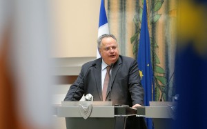 Αιχμές Κοτζιά με πολλούς αποδέκτες
