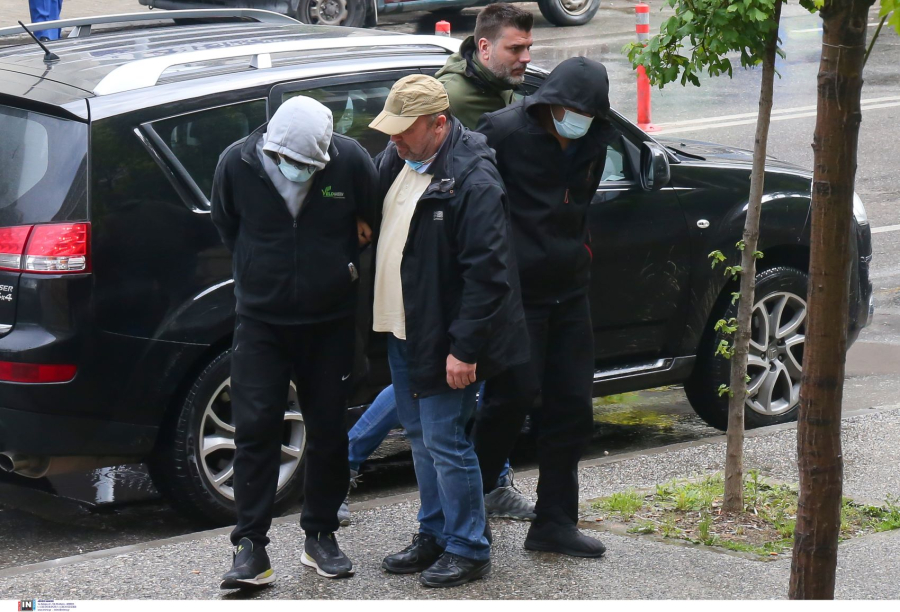 Ανθρωποκτονία με ενδεχόμενο δόλο αντιμετωπίζουν τα δύο αδέλφια για τον μέχρι θανάτου ξυλοδαρμό του 52χρονου