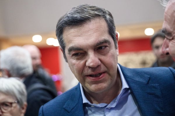 Ο Τσίπρας δεν πάει στην… Ντόρα, αλλά στην Πολιτική Επιτροπή του ΣτΕ