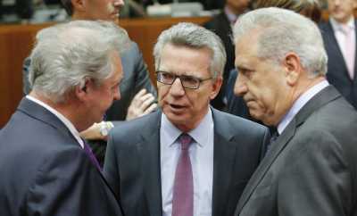 Αβραμόπουλος: Προθεσμία 10 ημερων έχει η Ευρώπη αλλιώς κινδυνεύει με κατάρρευση