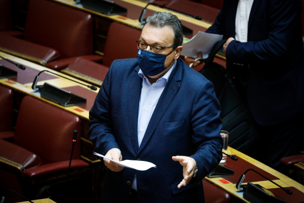 Φάμελλος: «Ο κ. Μητσοτάκης έκανε ότι δεν άκουσε τις προτάσεις Τσίπρα για τις καμένες εκτάσεις»