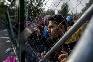 Σύνορα «ερμητικά κλειστά» - Σε απόγνωση οι πρόσφυγες στην Ειδομένη