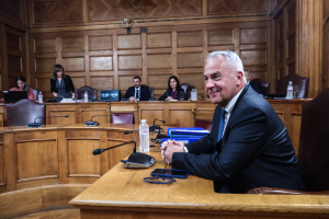 Βορίδης VS Βάρρα -Το Μαξίμου και με τους ...δυο!