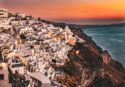 Αυτά είναι τα 10 πιο επιθυμητά καταλύματα για το καλοκαίρι στην Ελλάδα