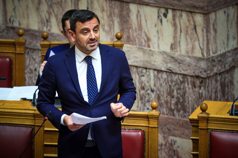 Νικολακόπουλος: Υπό εξέταση το σπρέι πιπεριού ως μέσο άμυνας για γυναίκες - Αύξηση 64,5% σε περιστατικά ενδοοικογενειακής βίας