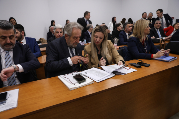 Παράσταση υποστήριξης της κατηγορίας στη μεγάλη δίκη των Τεμπών προτίθεται να δηλώσει το ελληνικό Δημόσιο