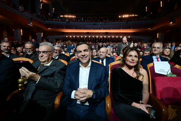 «Ιθάκη»: Η άφιξη του Αλέξη Τσίπρα στο «Παλλάς»